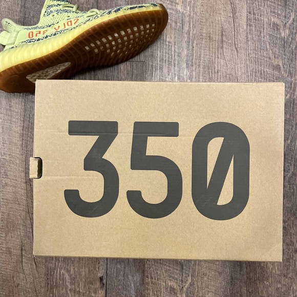 Adidas Yeezy Boost 350 V2 Semi Frozen Yellow - Picture 10 of 14